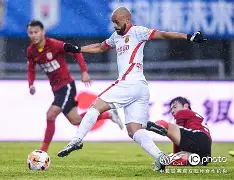 乐鱼app-中超联赛球员表现不俗,技术娴熟的原因